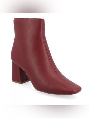 Journee Collection Burgundy Block Heel Ankle Boot size 9 1/2